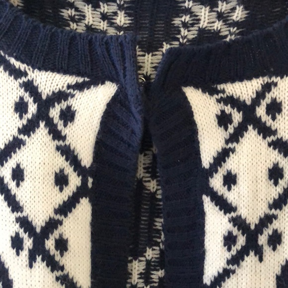 Navy and White Sweater - Picture 3 of 3
